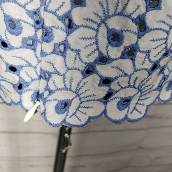 Talbots Woman's Blue Striped Floral Lace‎ Detail Short Sleeve Blouse Size 10 - Picture 6 of 11